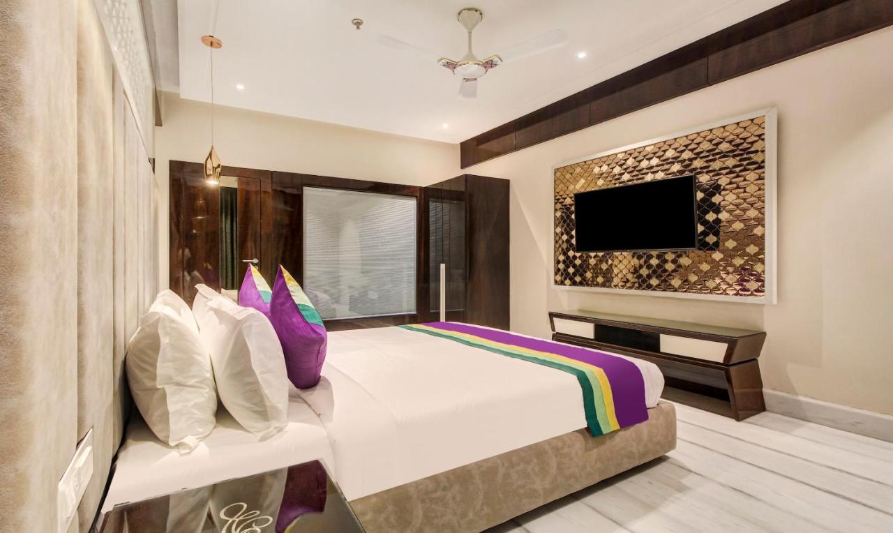 Treebo Premium Tahoora International Hotel Calcutta Buitenkant foto